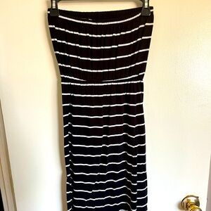Women’s over knee strapless maxi dress